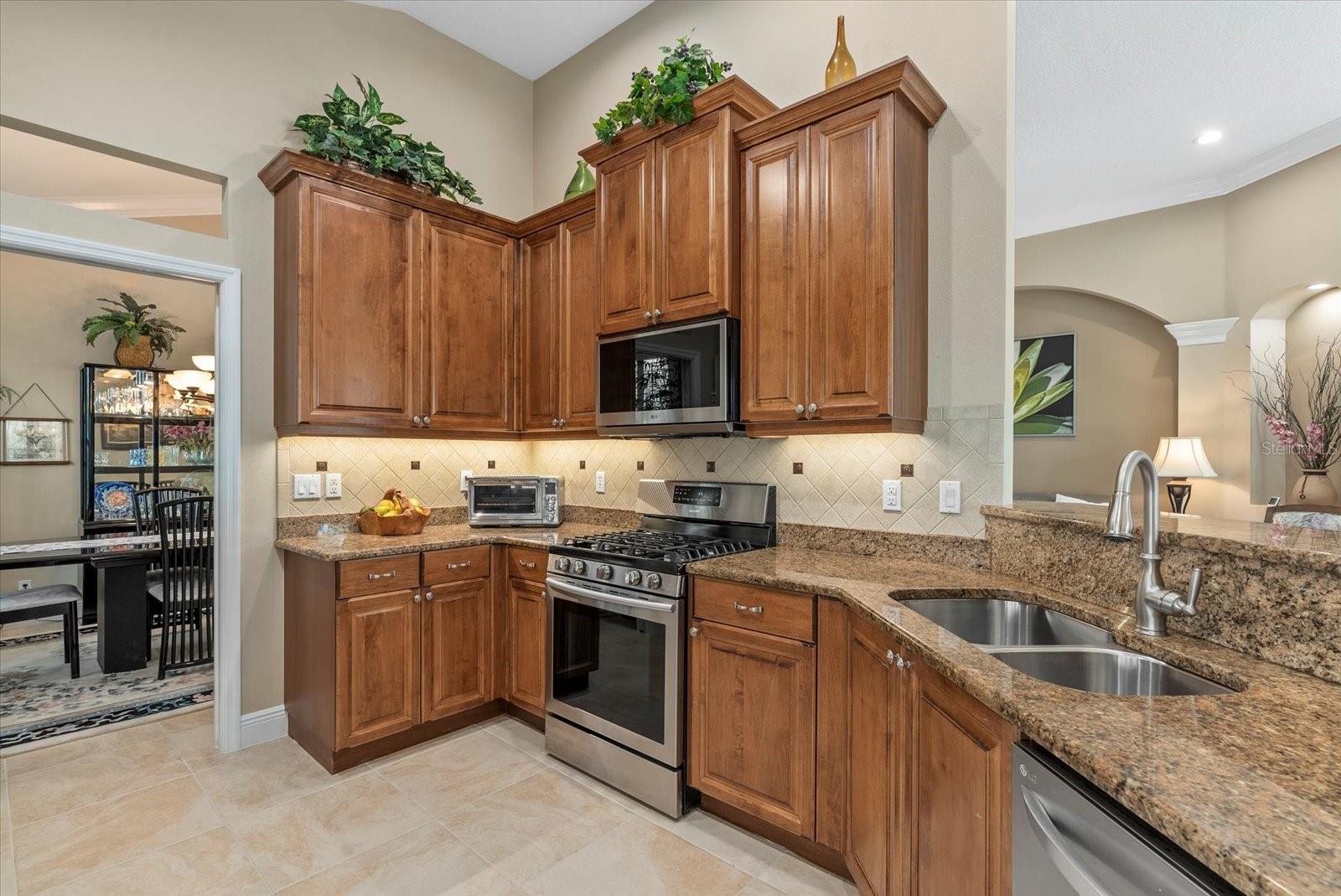 LAKEWOOD RANCH COUNTRY CLUB VILLAGE - Residential