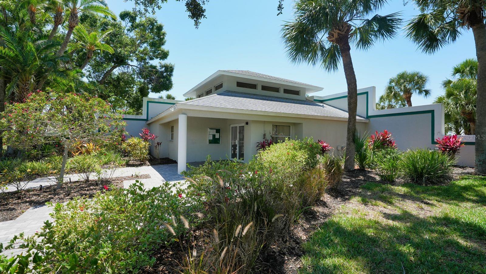 CLUB VILLAS II AT PALM-AIRE - Residential