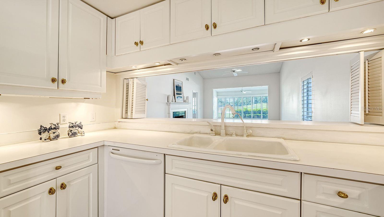 CLUB VILLAS II AT PALM-AIRE - Residential