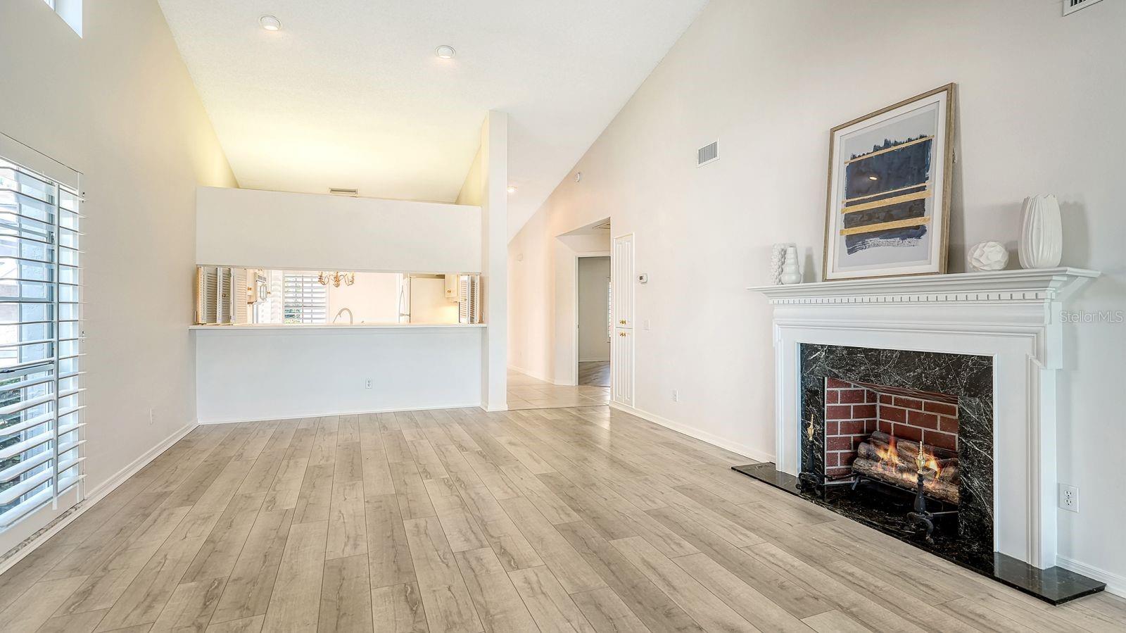 CLUB VILLAS II AT PALM-AIRE - Residential