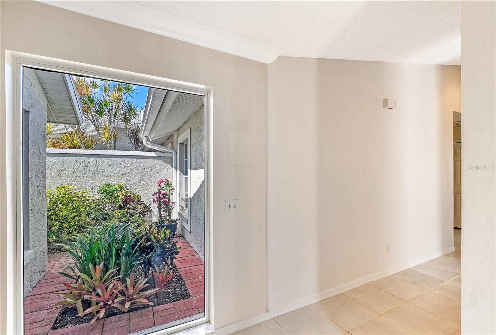 CLUB VILLAS II AT PALM-AIRE - Residential