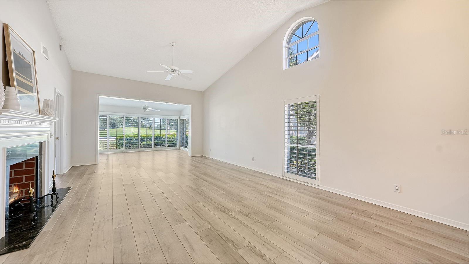 CLUB VILLAS II AT PALM-AIRE - Residential