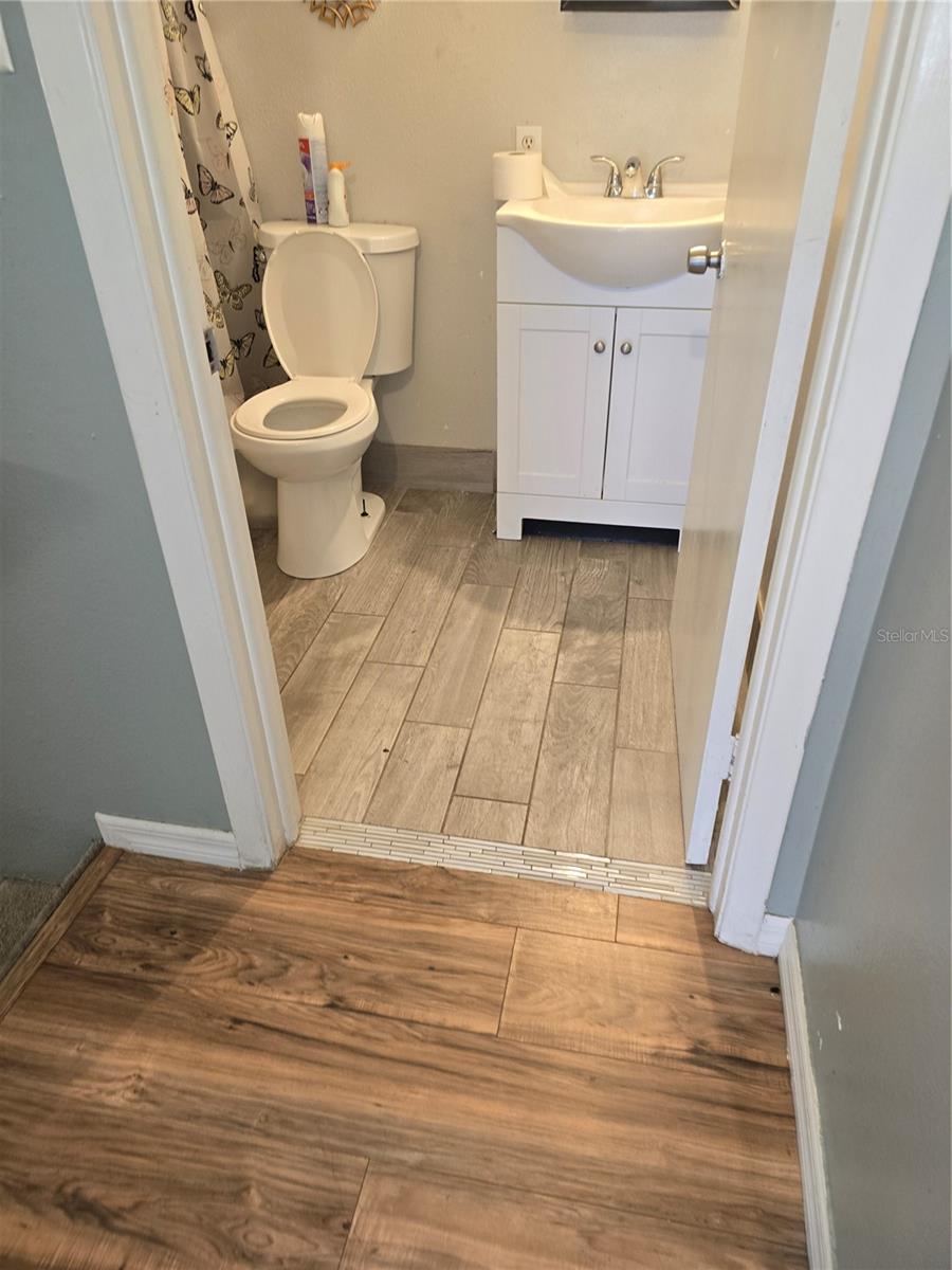 FAIRWAY OAKS - Residential