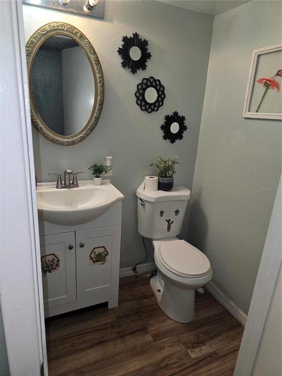 FAIRWAY OAKS - Residential