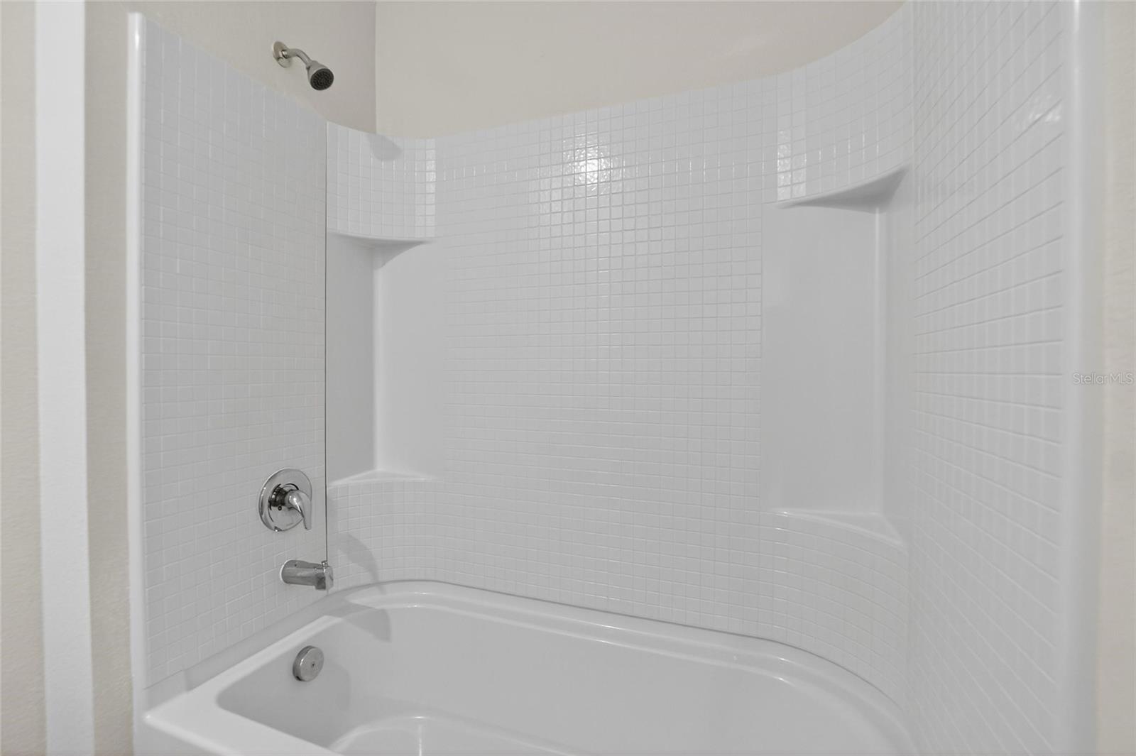 SQUIRES GROVE PH 2 - Residential Lease