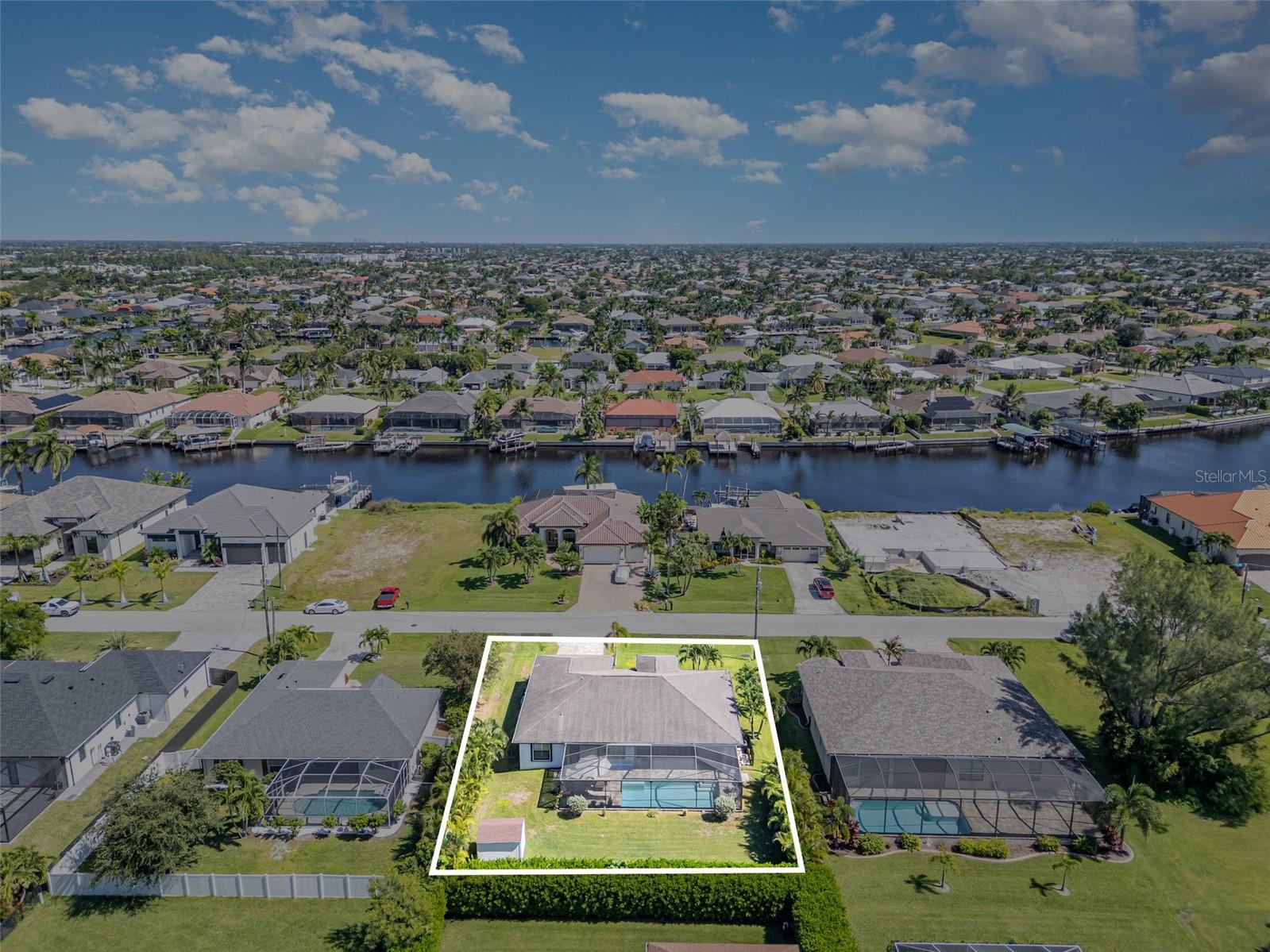 CAPE CORAL - Residential