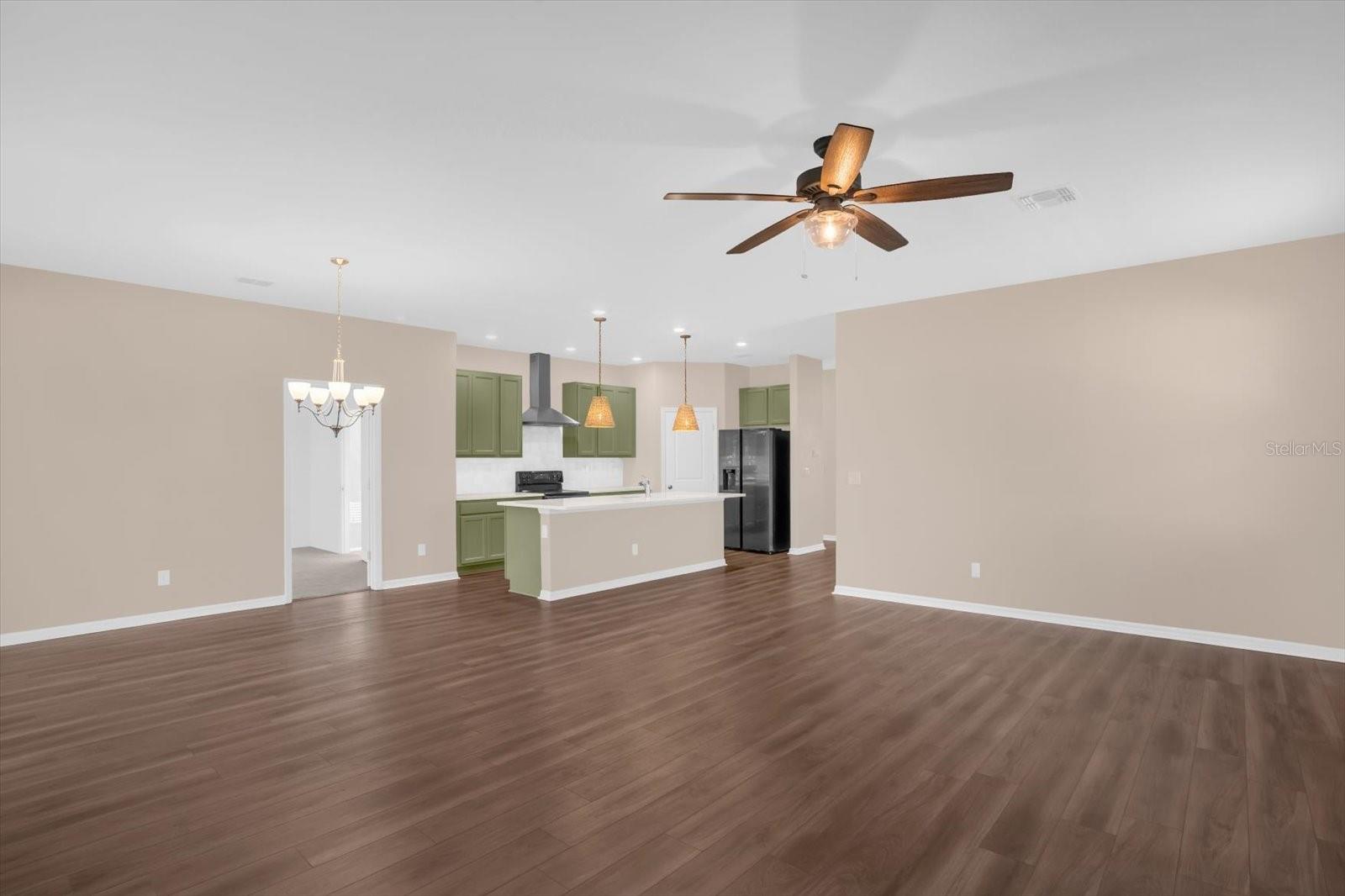 591 STEERVIEW STREET