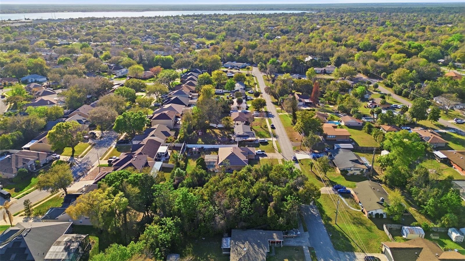 DEBARY DEV BUILDERS - Land