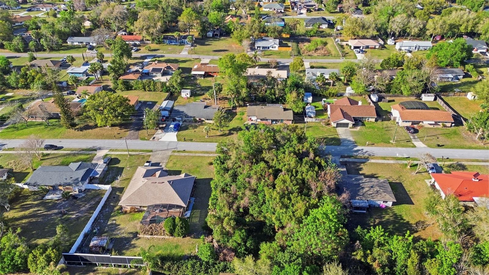 DEBARY DEV BUILDERS - Land