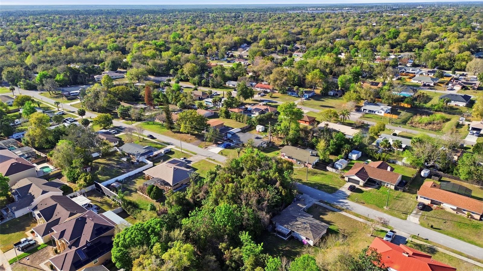 DEBARY DEV BUILDERS - Land
