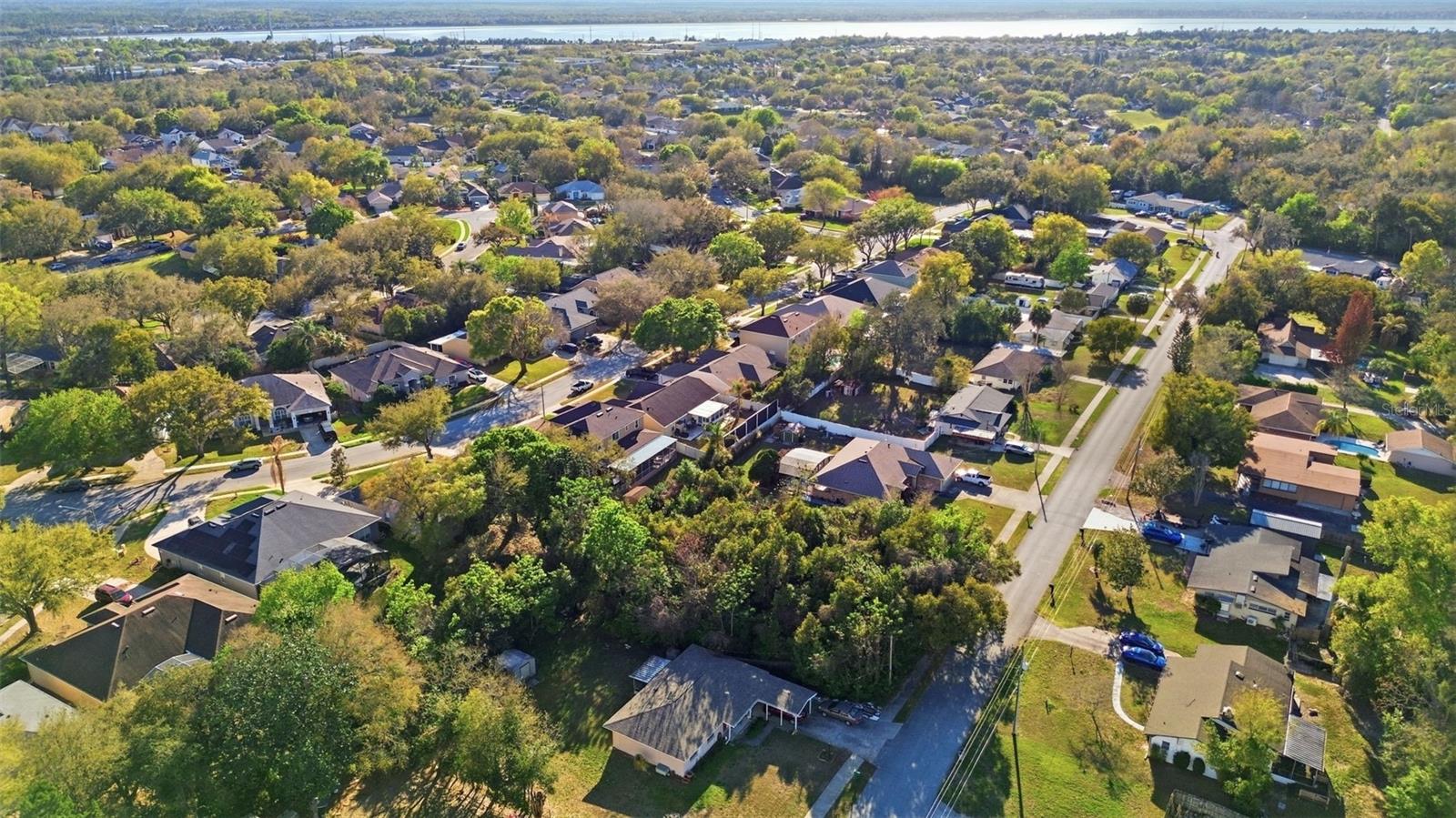 DEBARY DEV BUILDERS - Land