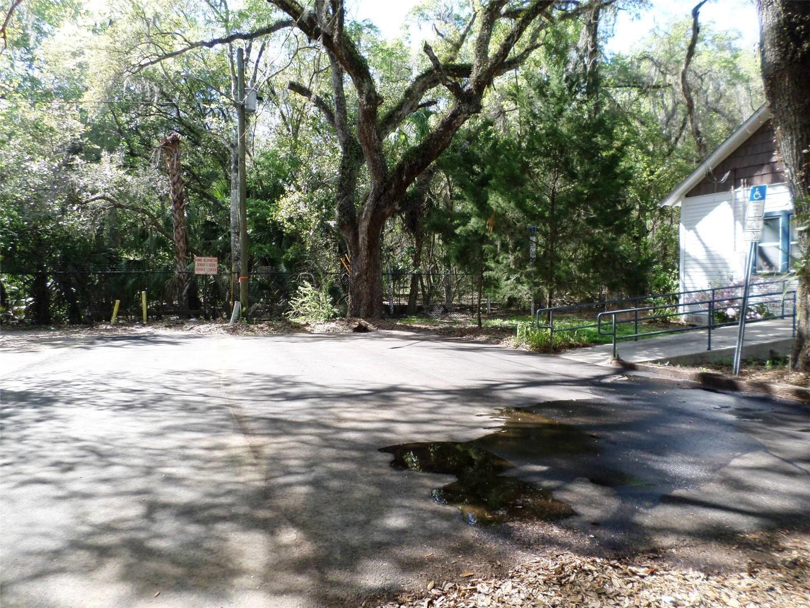 DUNNELLON - Commercial Sale