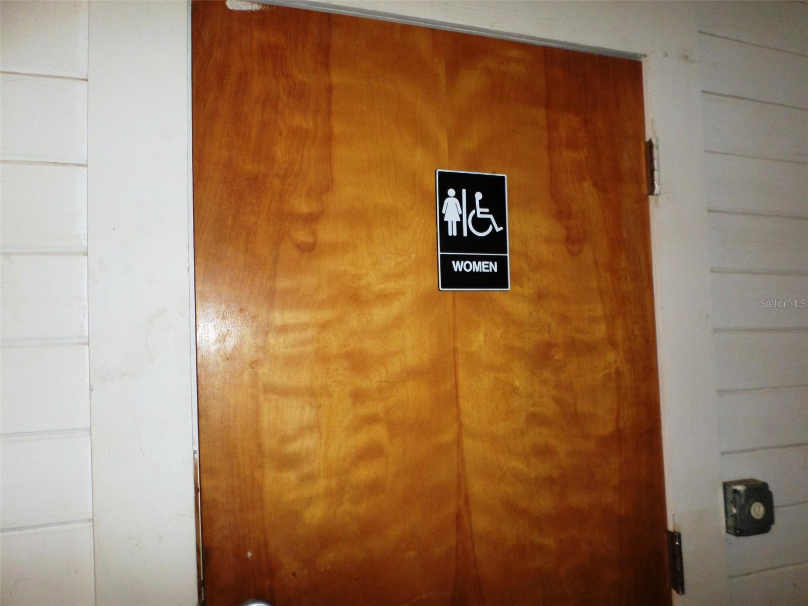 DUNNELLON - Commercial Sale