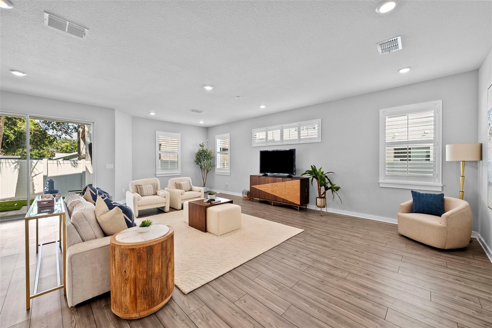 5834 S MACDILL AVENUE A