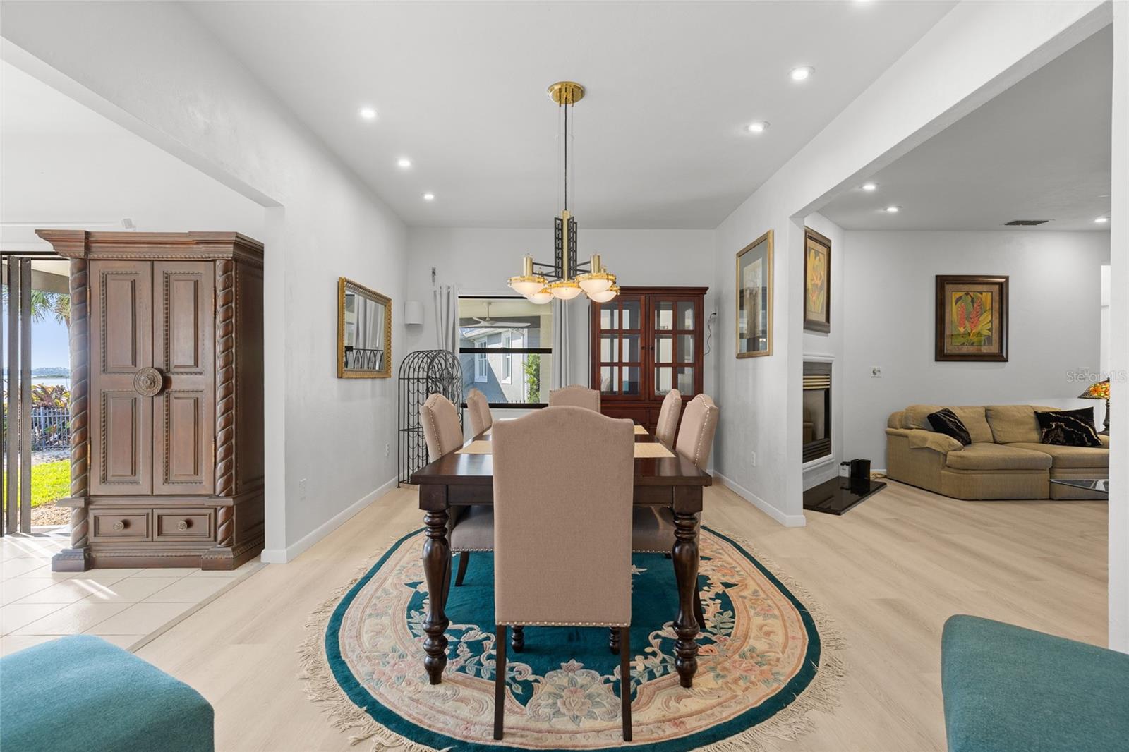 HALIFAX SHORES - Residential