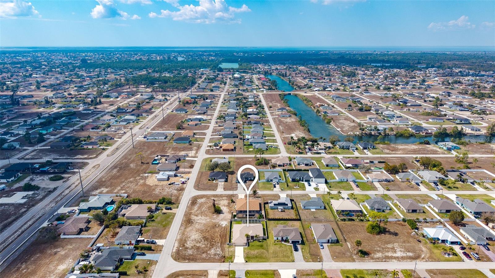 CAPE CORAL - Residential