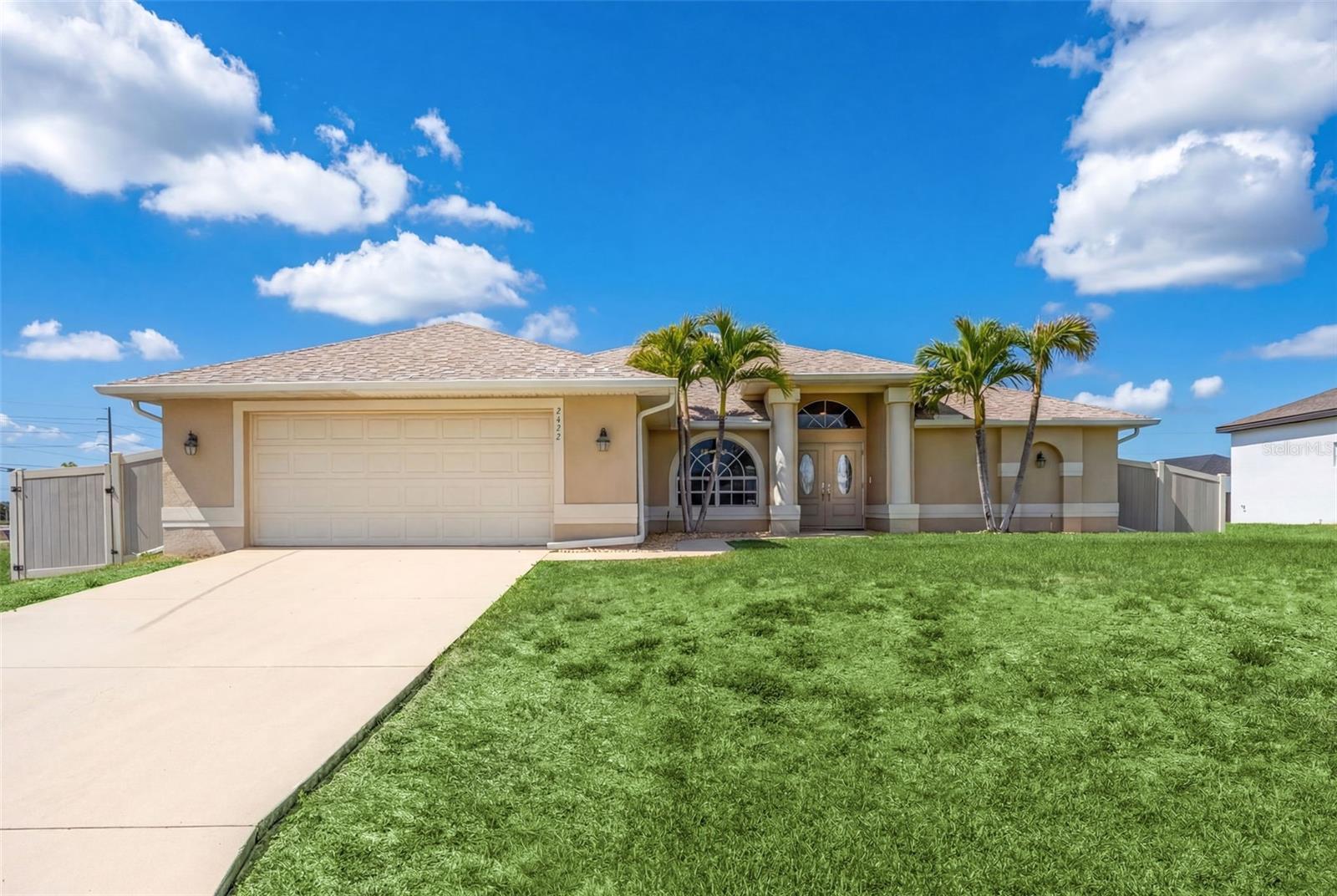 CAPE CORAL - Residential