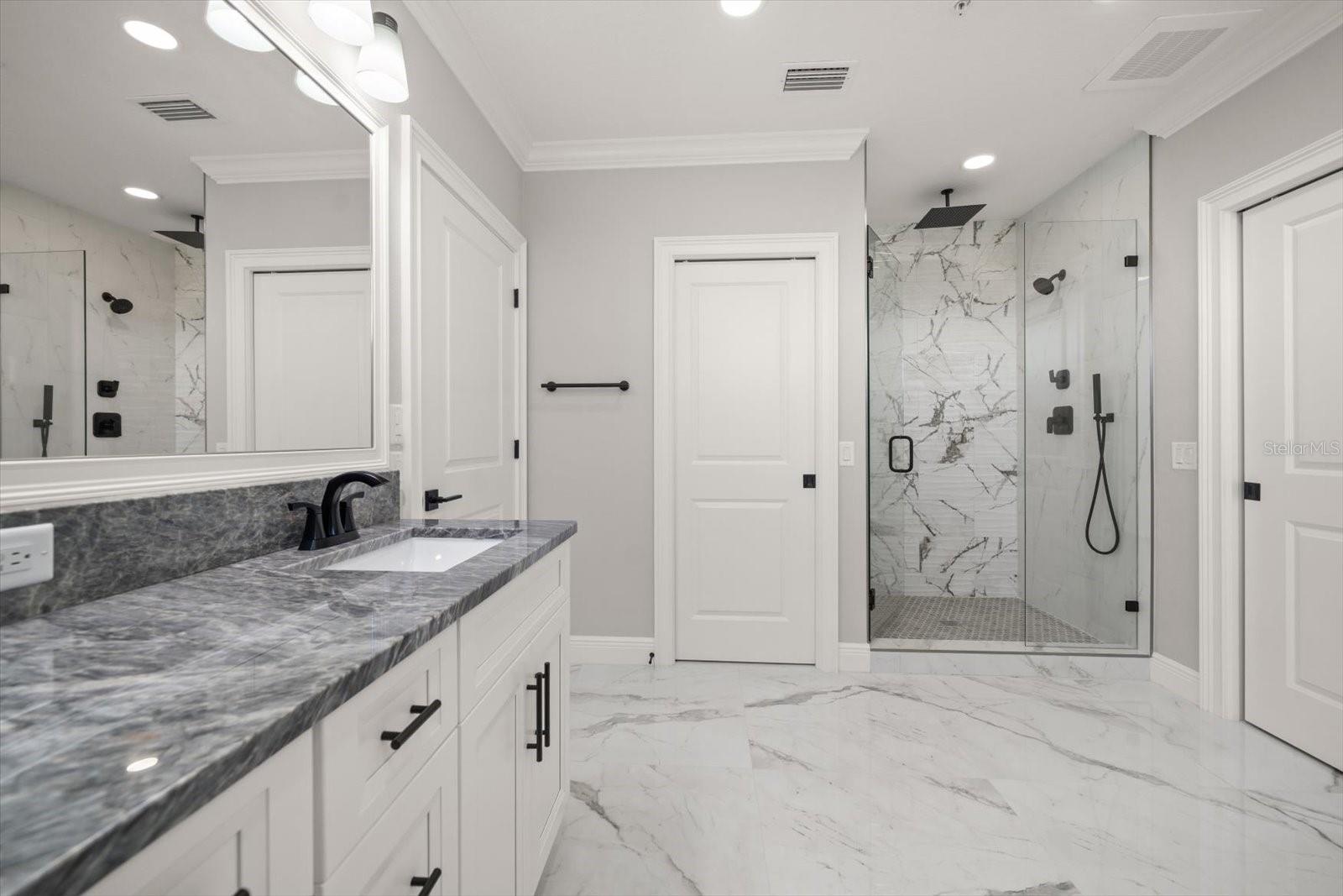 LA BRISA DEL MAR CONDO UNIT 301 - Residential