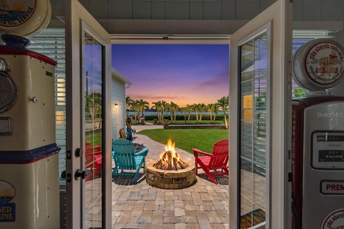 216 SUNRISE DRIVE