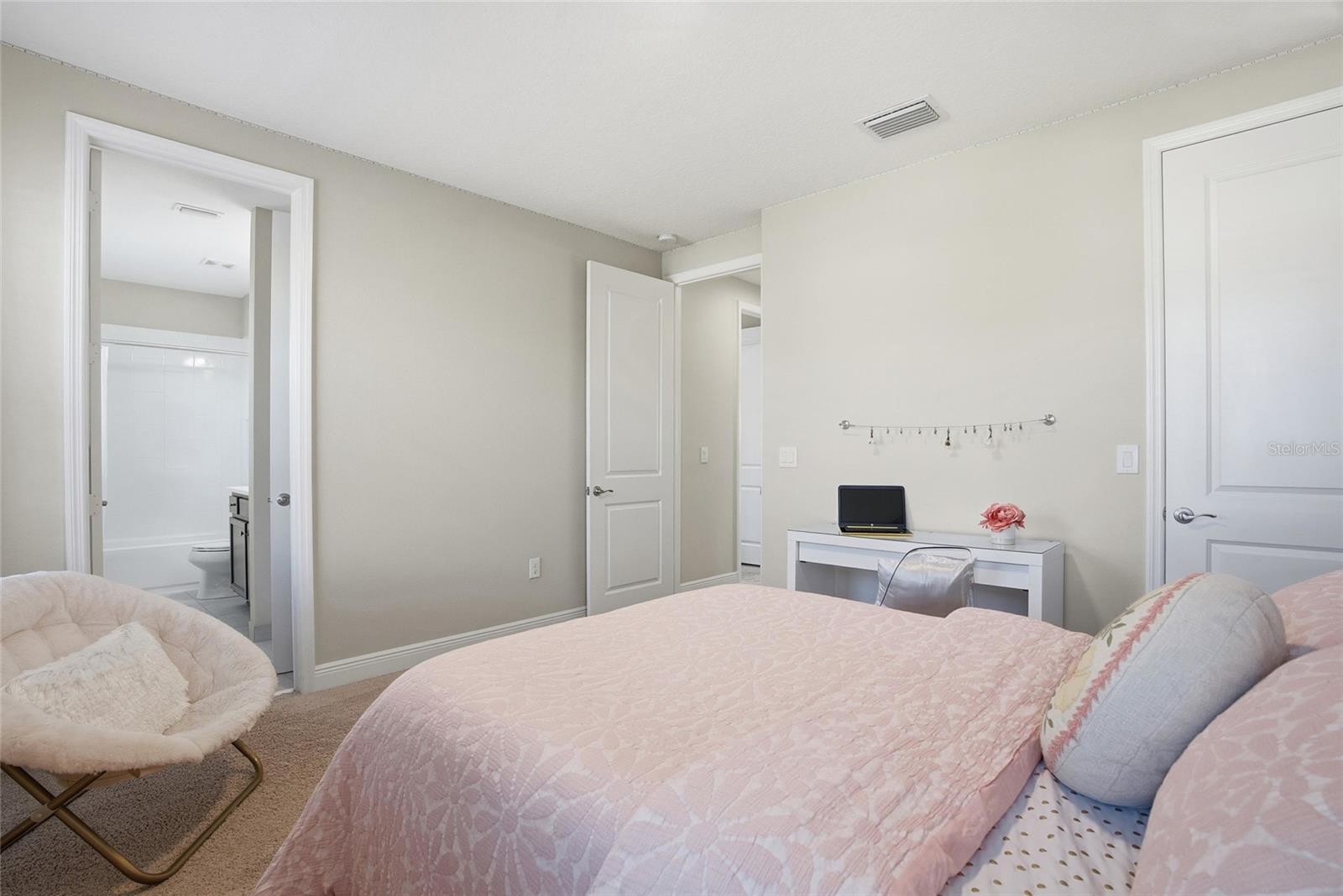 THE RIDGE AT WIREGRASS - Residential