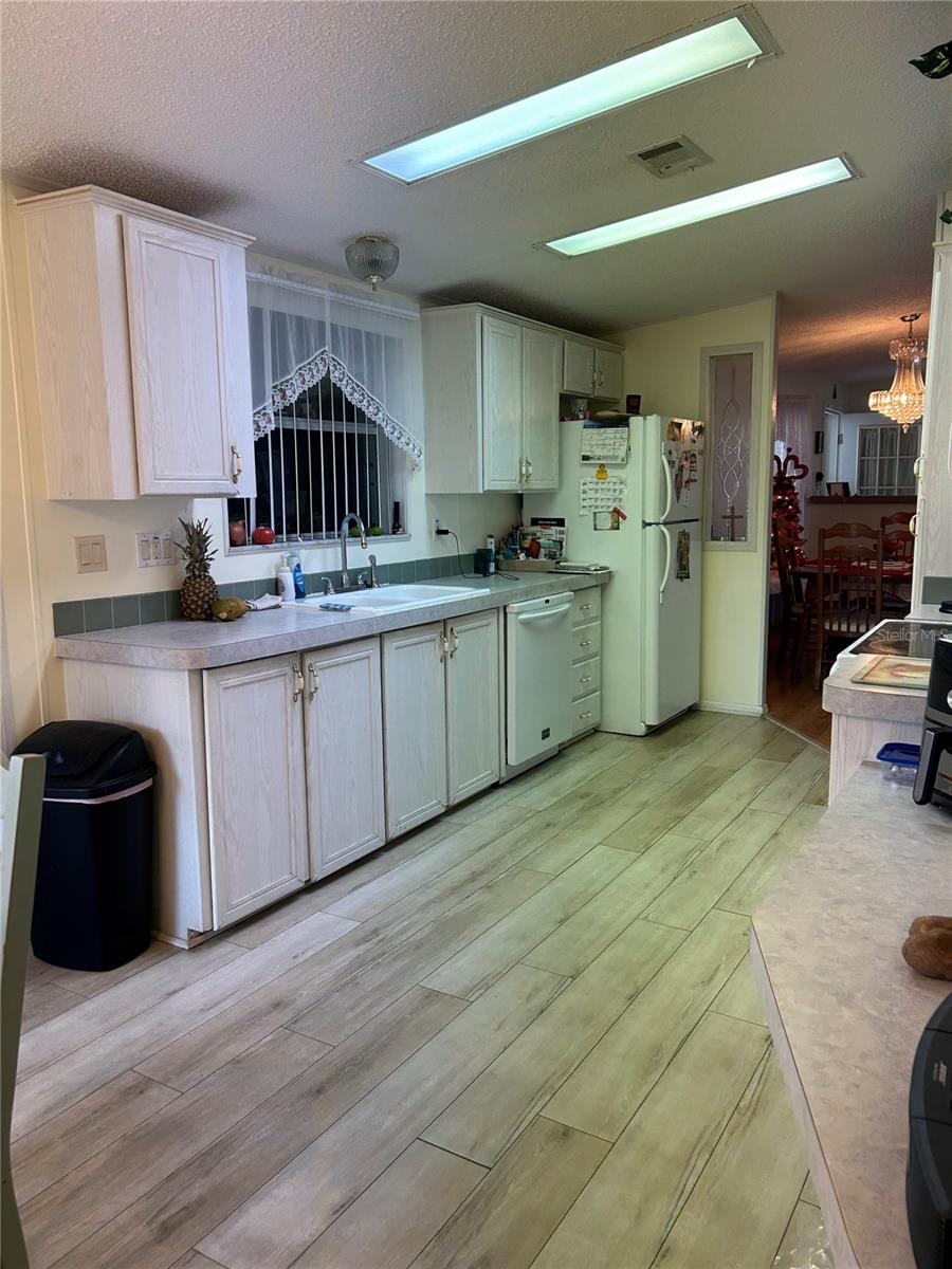 POLO PARK EAST MHP - Residential