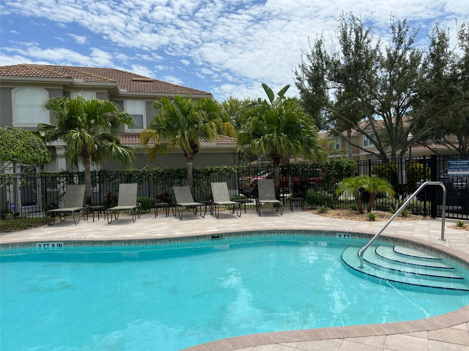 COVERED BRIDGE TWNHMS - Residential Lease