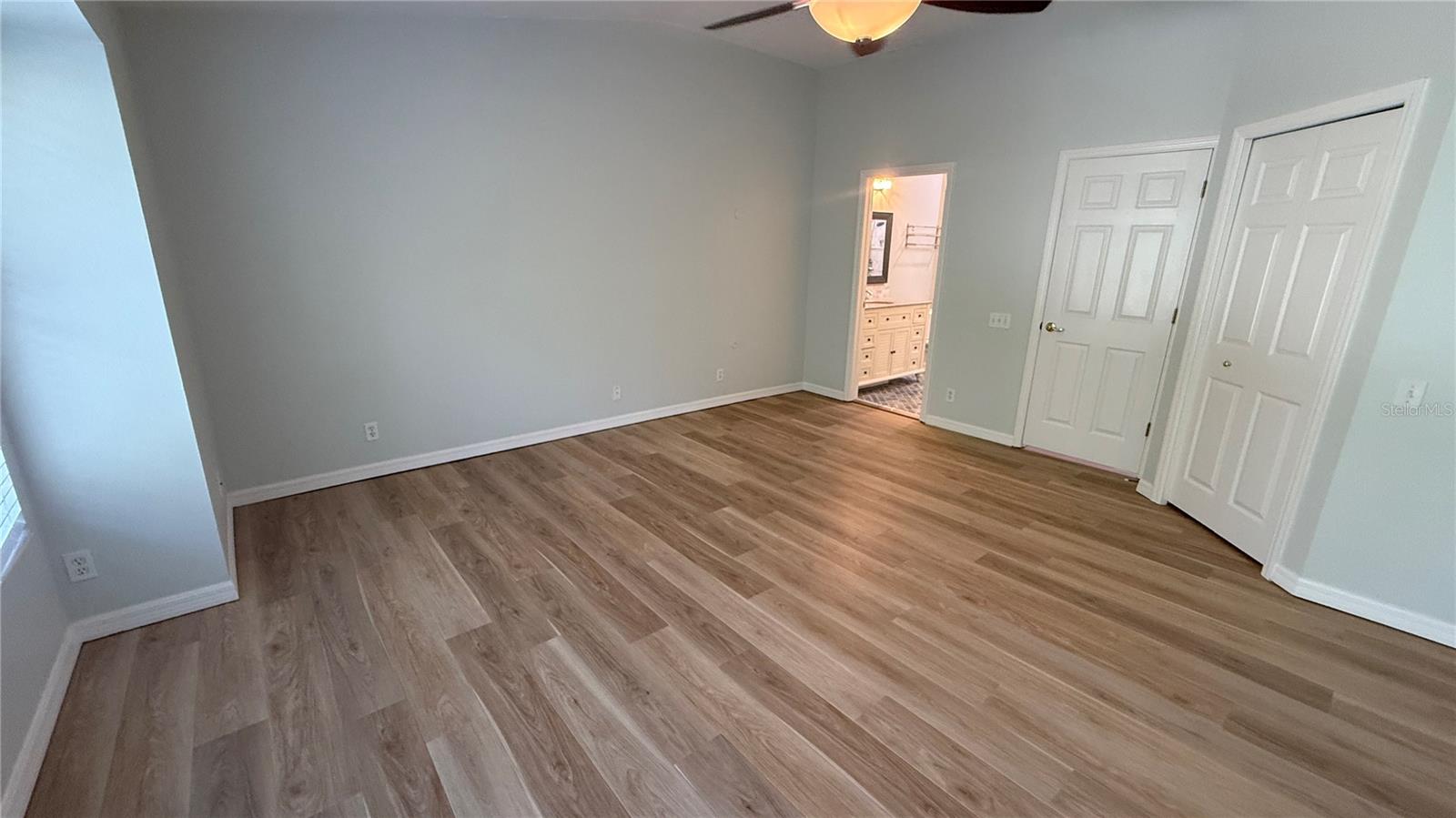 COVERED BRIDGE TWNHMS - Residential Lease