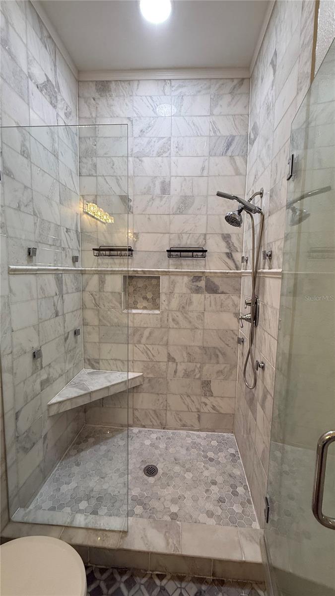 COVERED BRIDGE TWNHMS - Residential Lease