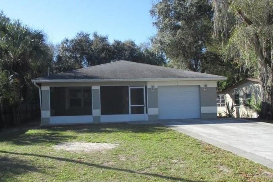 Investor special in close proximity to Sarasota Beach -Property priced to sell. Property in need of repairs (water damage due to broken water pipe).  This is a great property for a fix & flip, fix & hold, or mid-term rental.