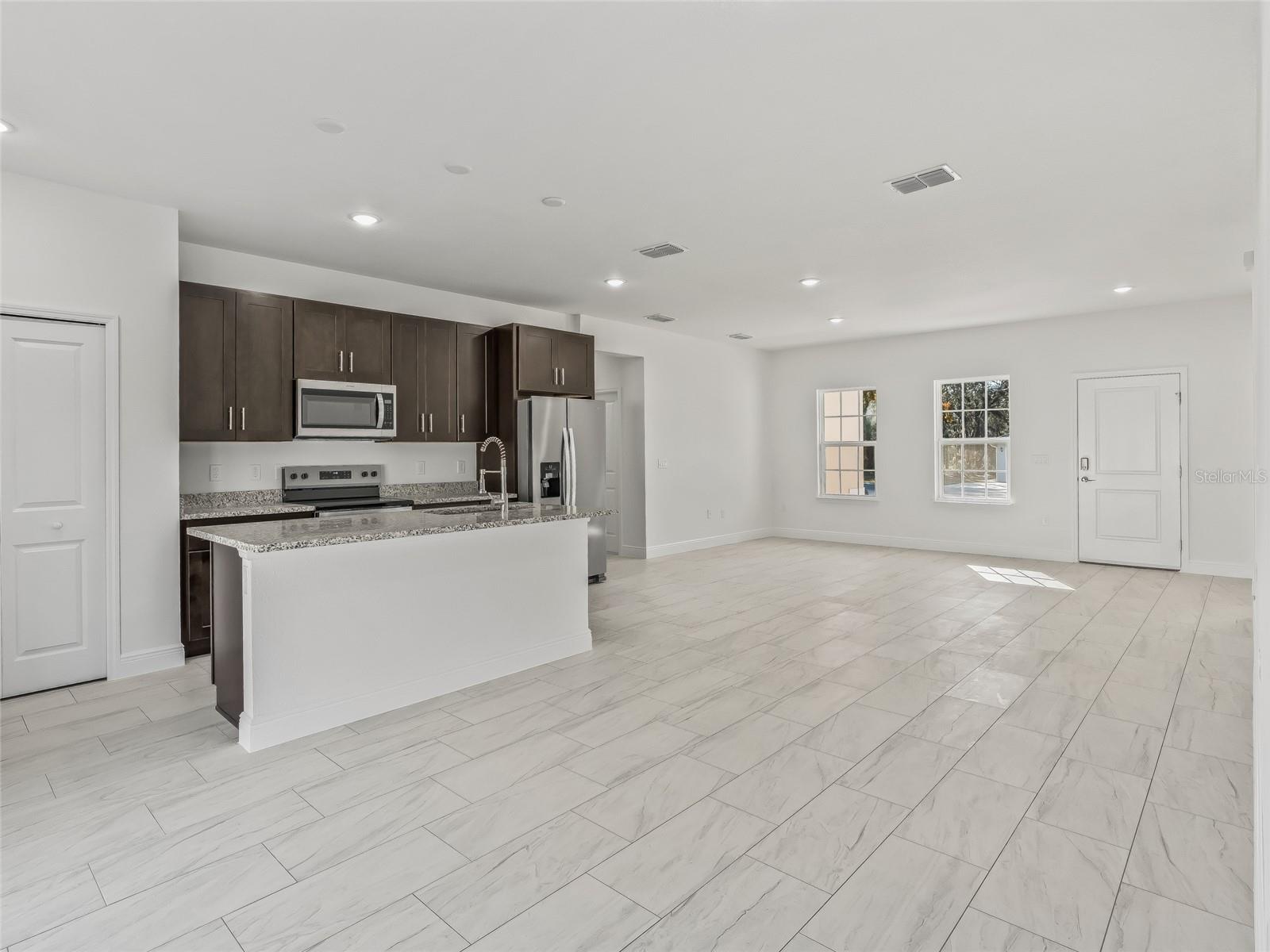 MARION OAKS UN 10 - Residential