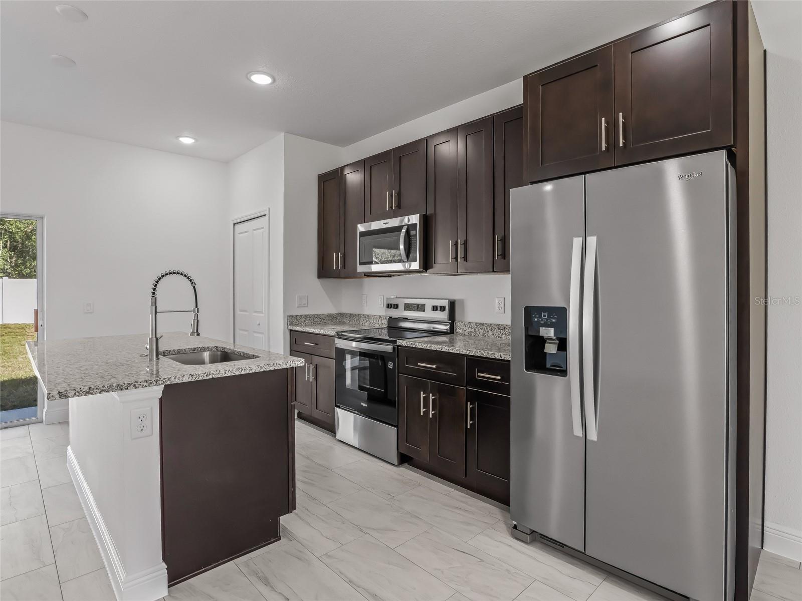 MARION OAKS UN 10 - Residential