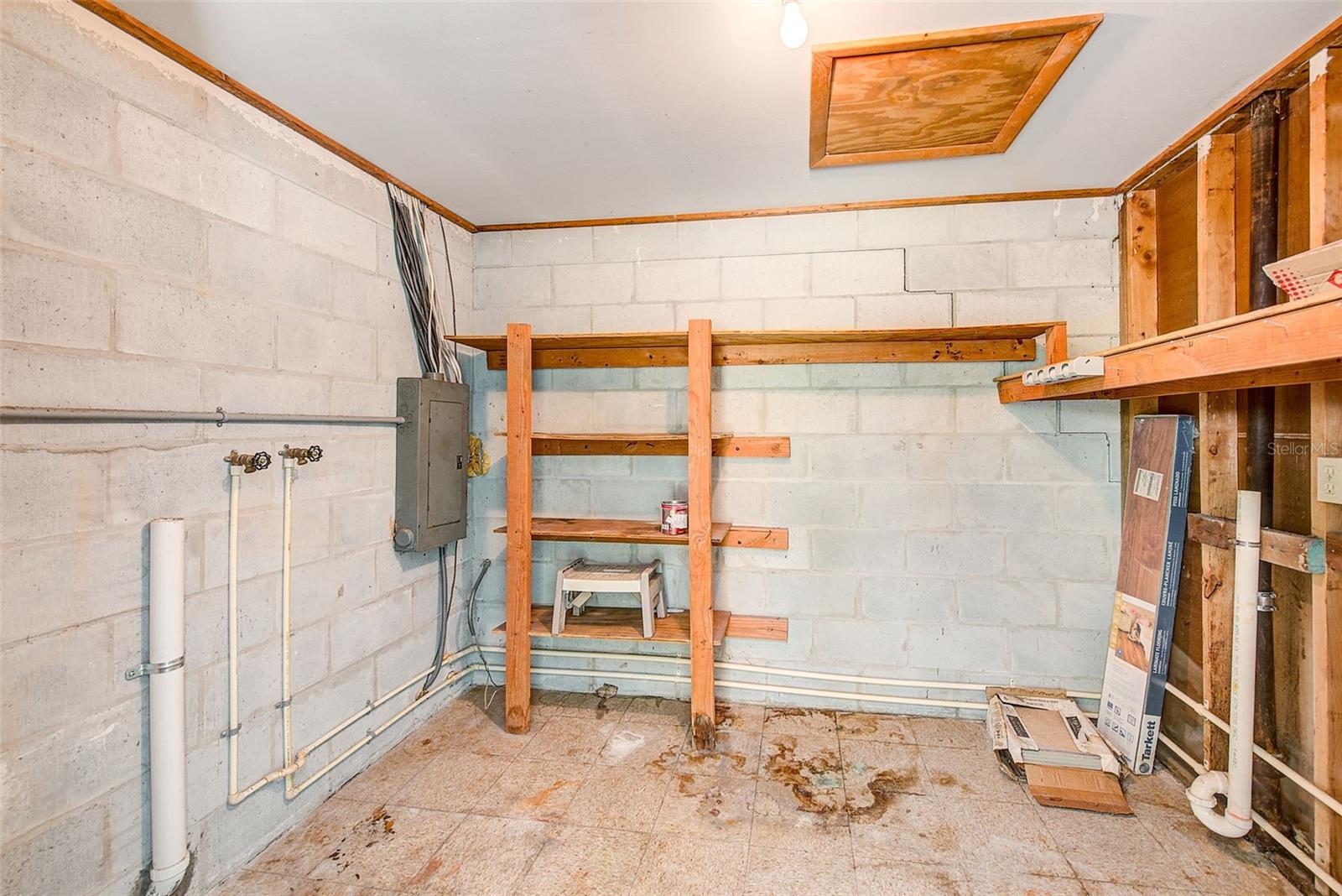 UNPLATTED - Residential