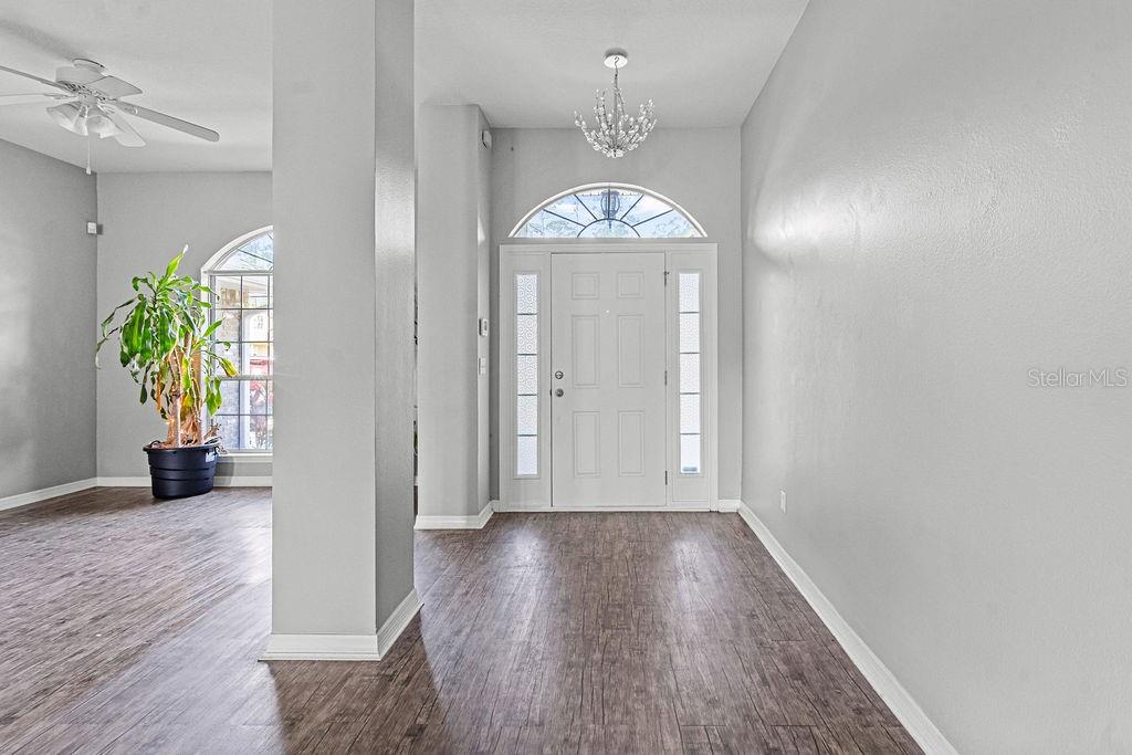 6 LLOWICK COURT