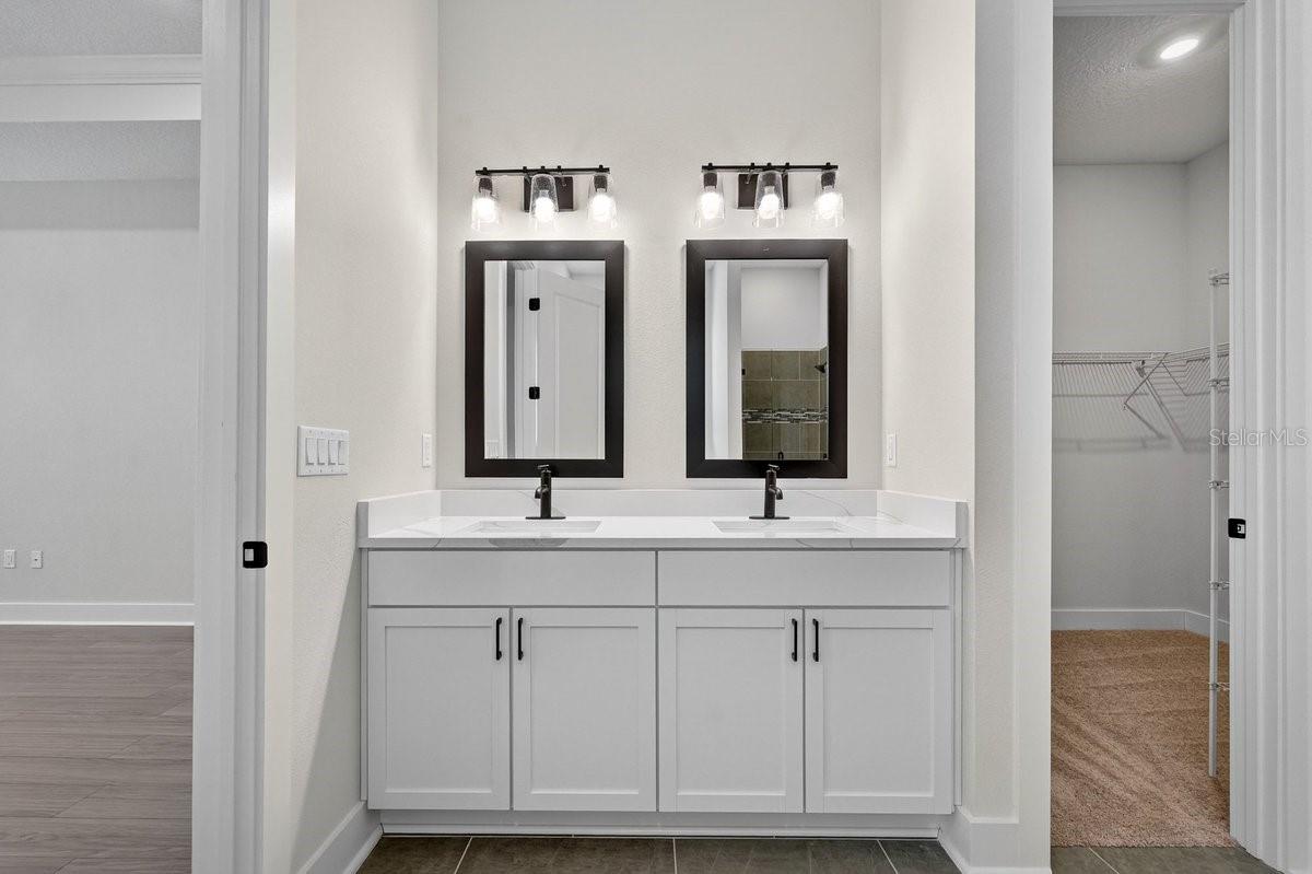 STABLES AT CARY FOREST - Residential