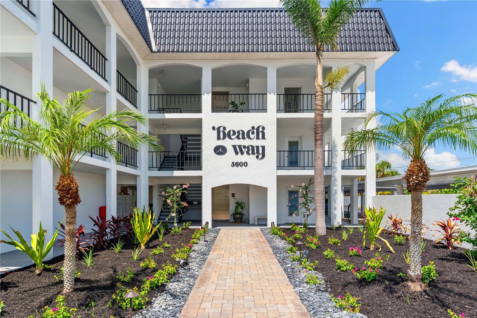 5600 BEACH WAY DRIVE 304