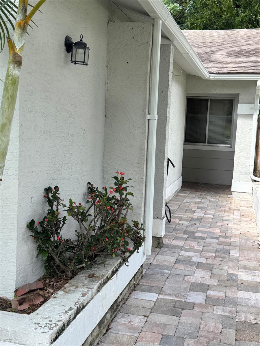 7237 HARBOR HEIGHTS CIRCLE