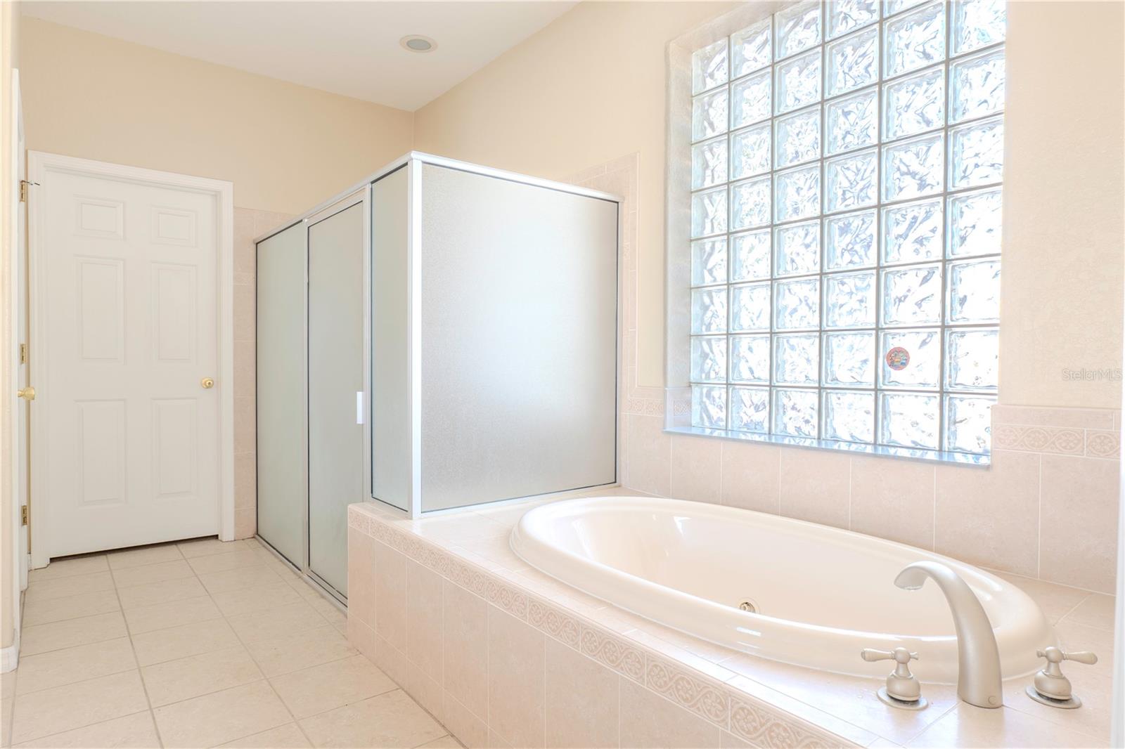 PANTHER TRACE PH 1B 1C - Residential Lease