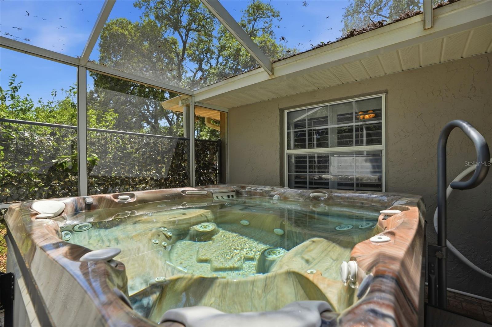 JEAN VAN FARMS - Residential