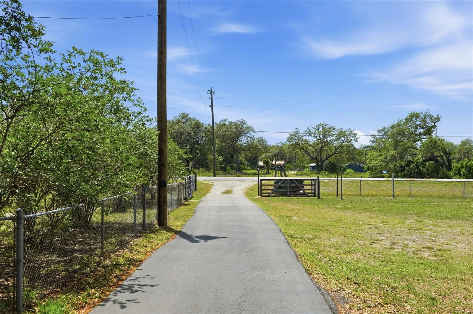 JEAN VAN FARMS - Residential