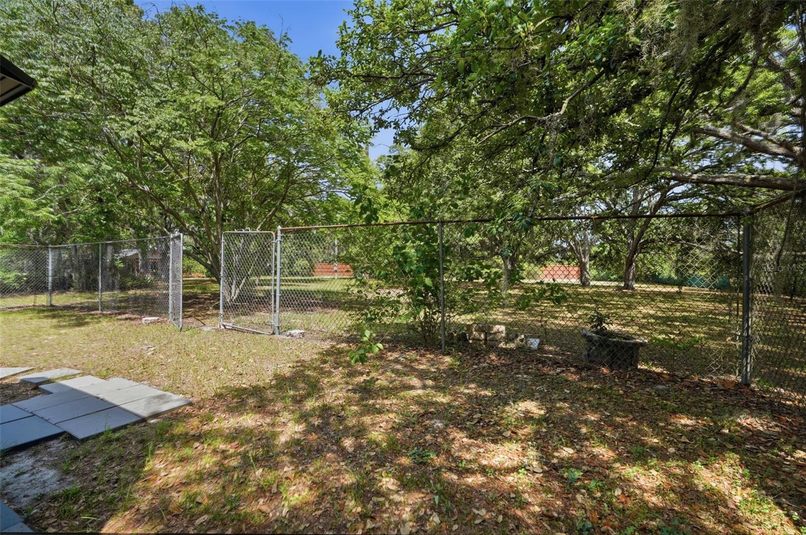 JEAN VAN FARMS - Residential