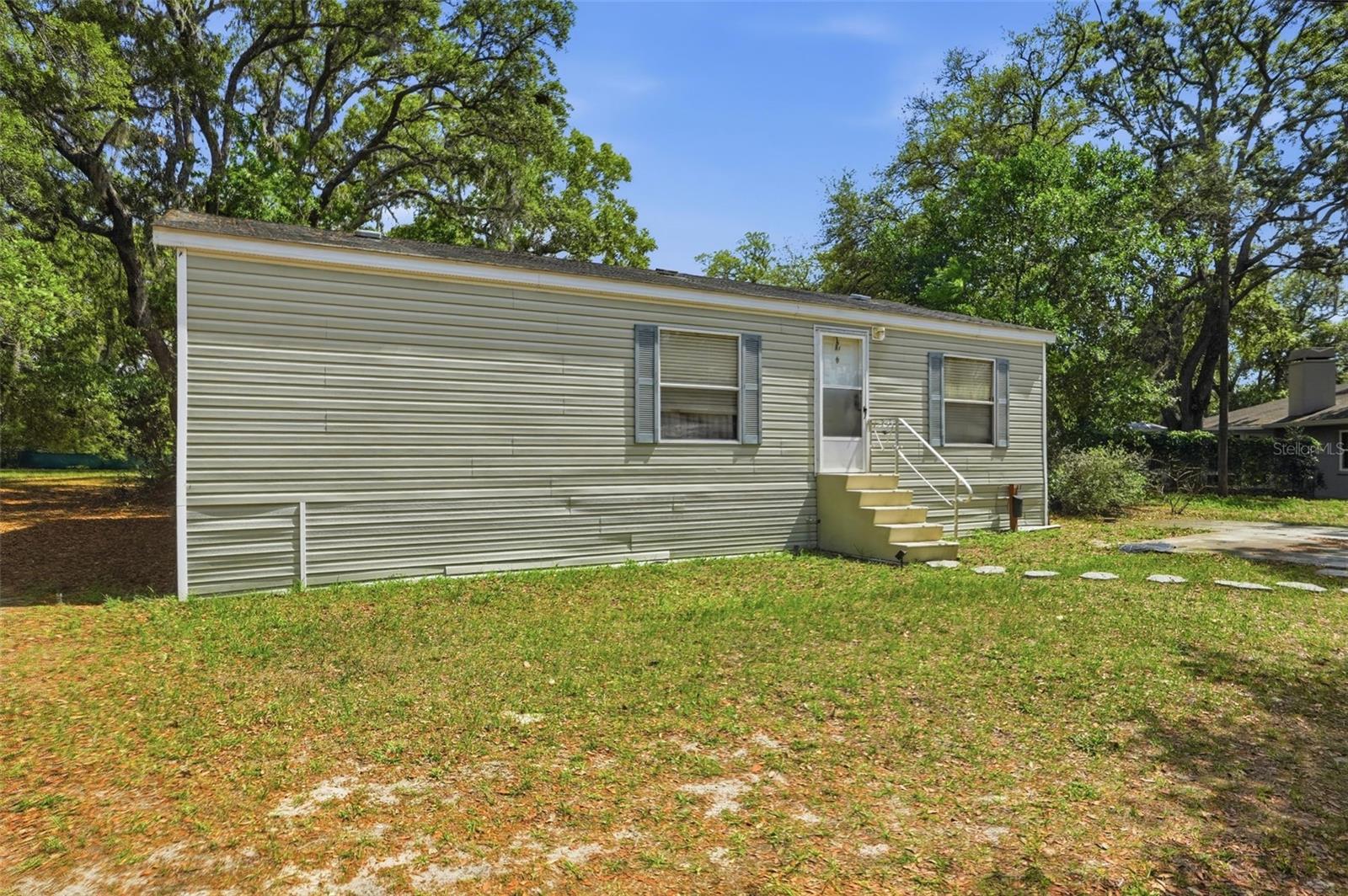 JEAN VAN FARMS - Residential