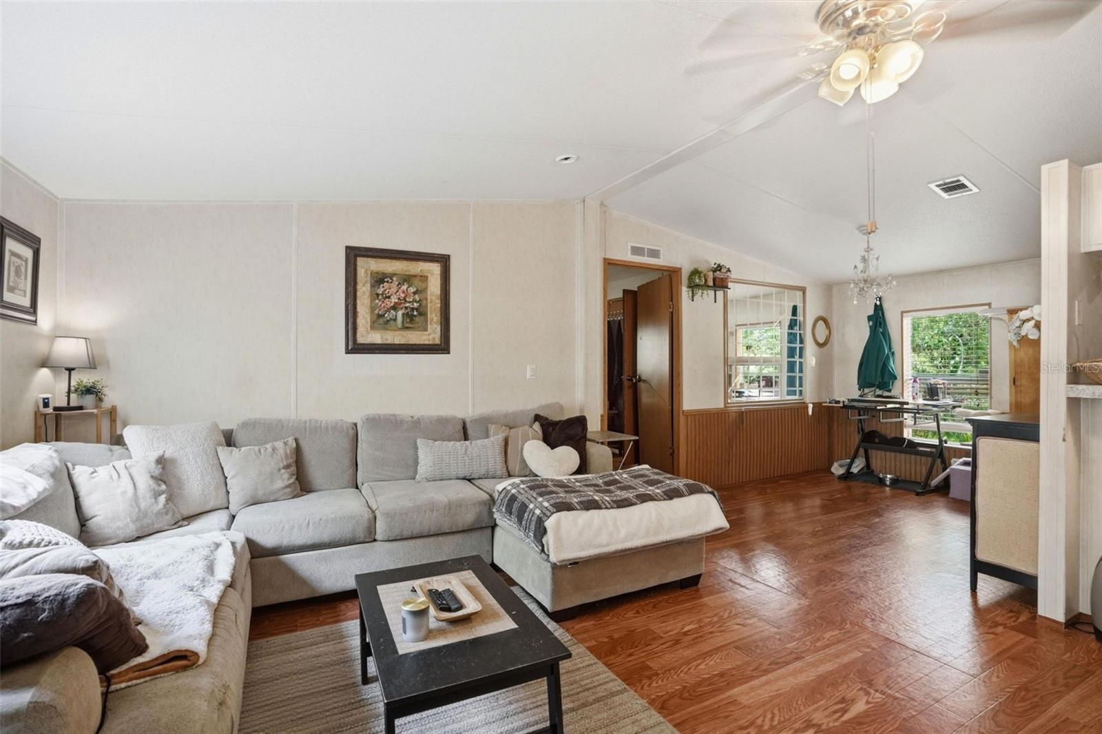 JEAN VAN FARMS - Residential
