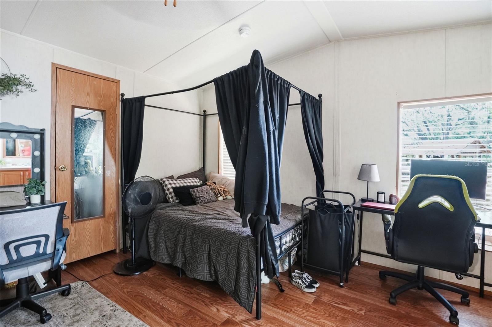 JEAN VAN FARMS - Residential