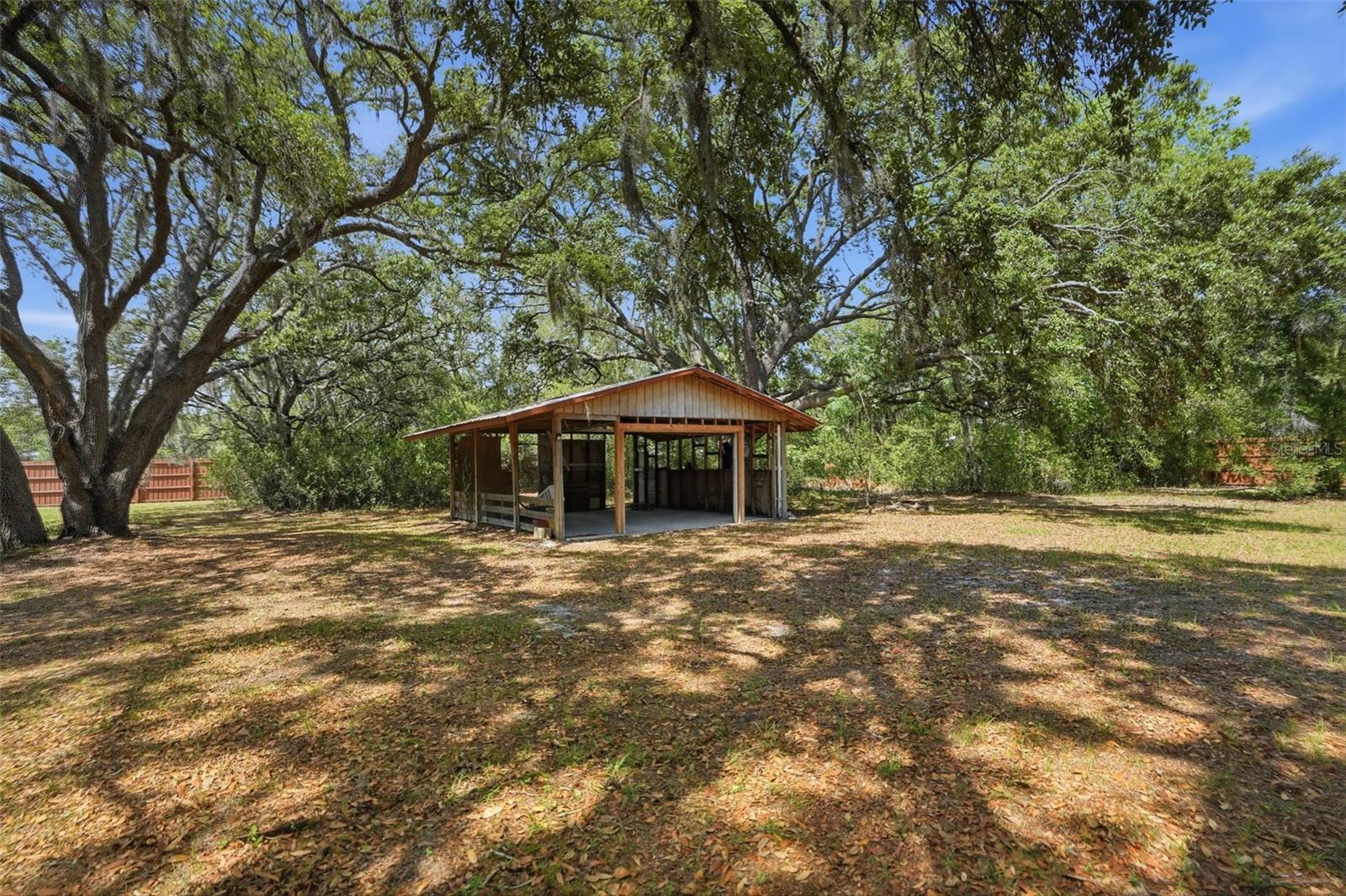 JEAN VAN FARMS - Residential