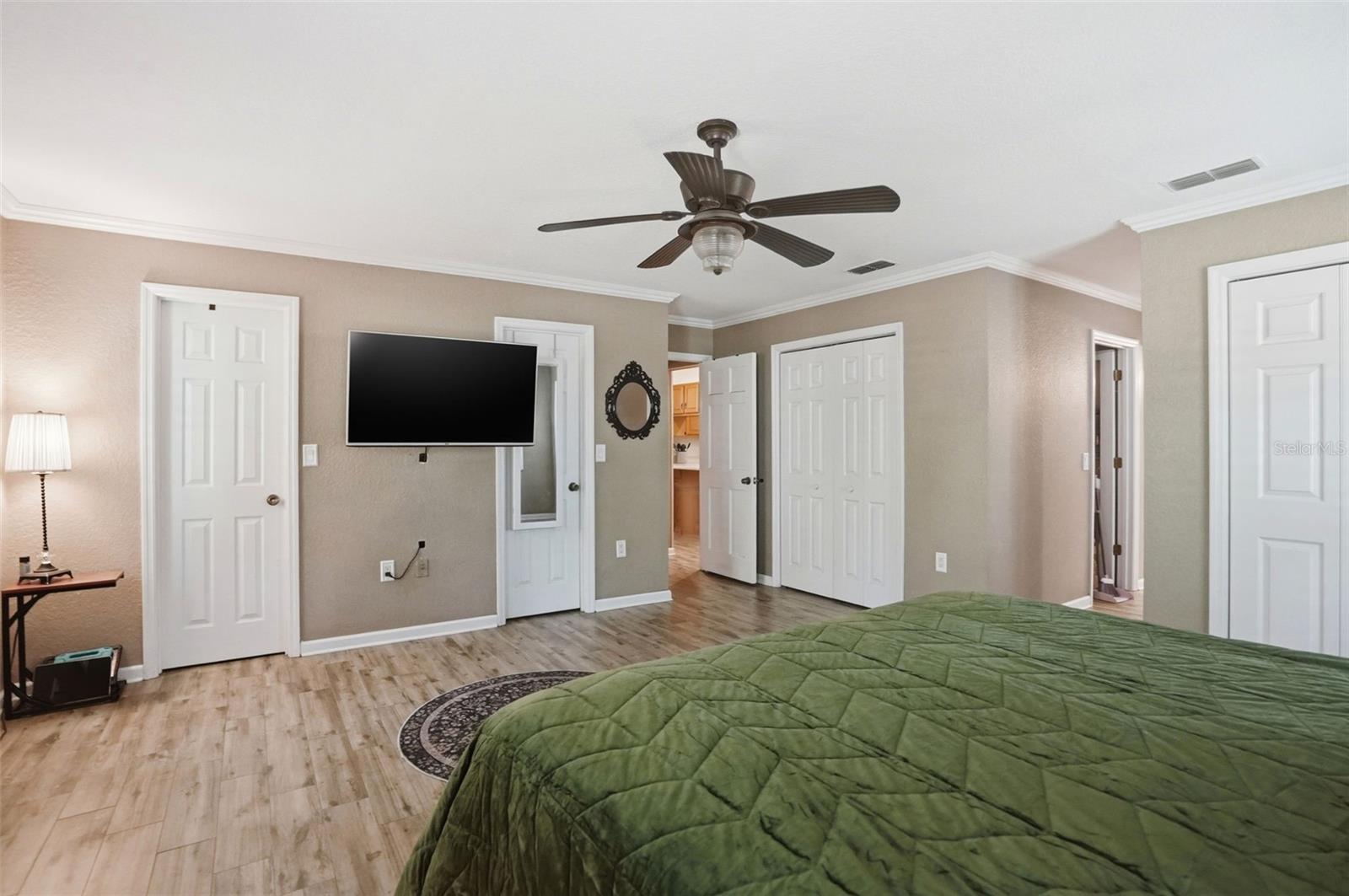 JEAN VAN FARMS - Residential