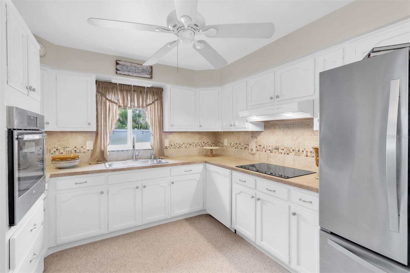 13472 BELLEWOOD AVENUE