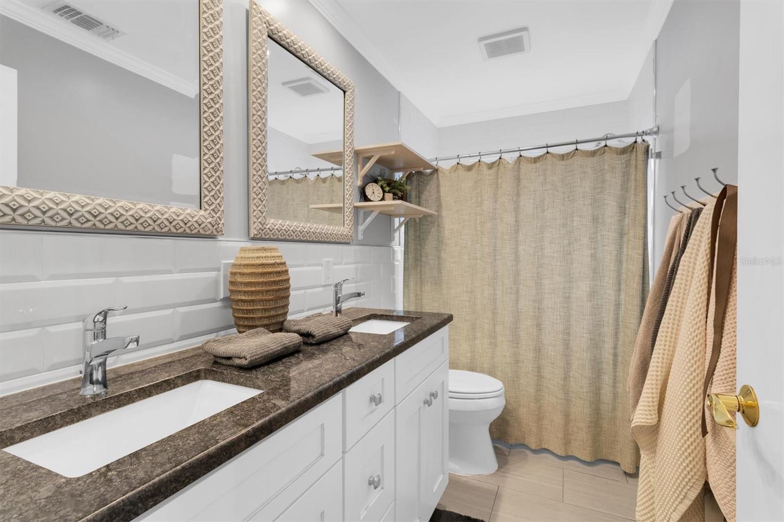 RIVIERA HEIGHTS 1ST ADD - Residential