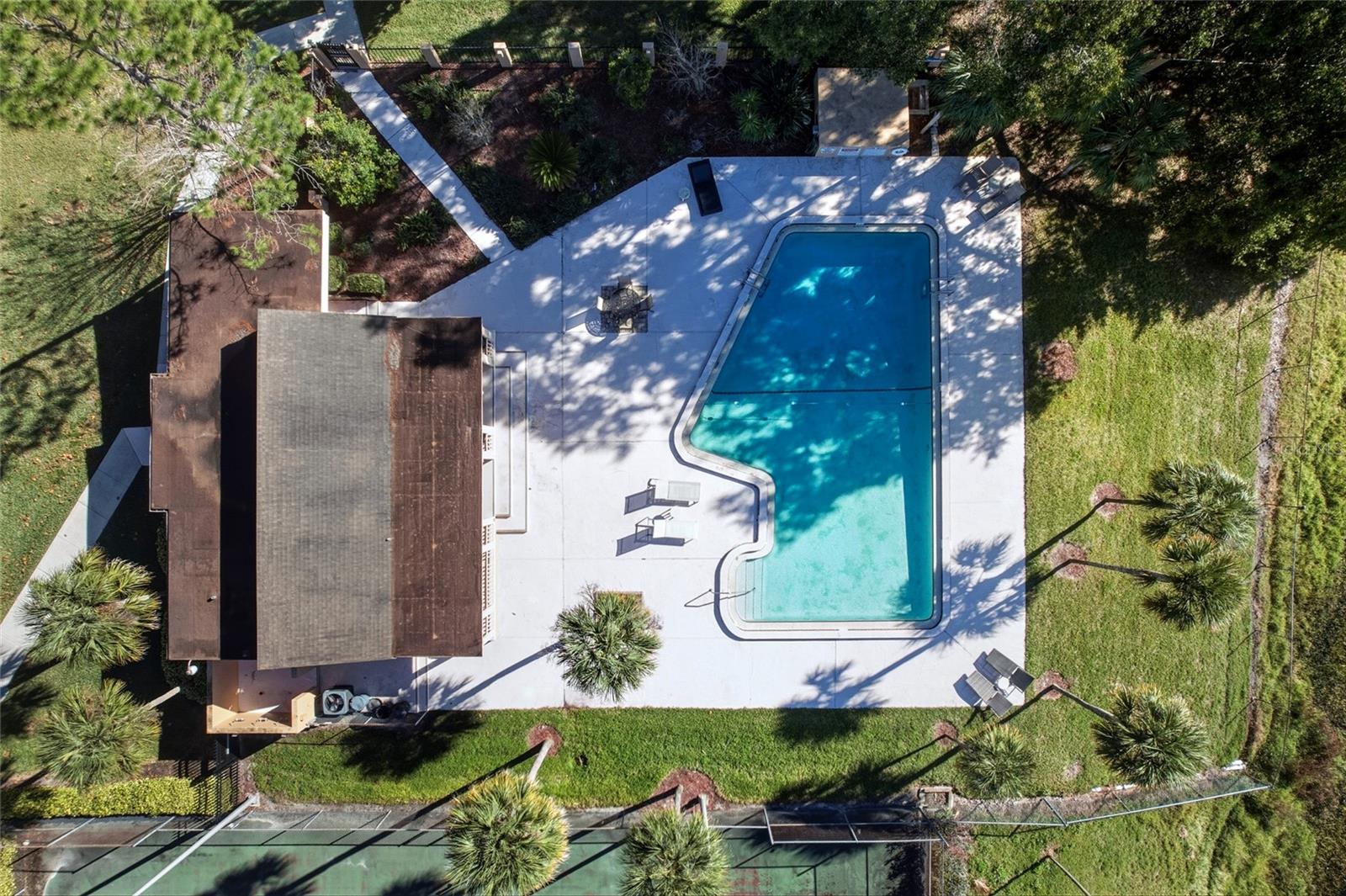 CRANES ROOST CONDO - Residential