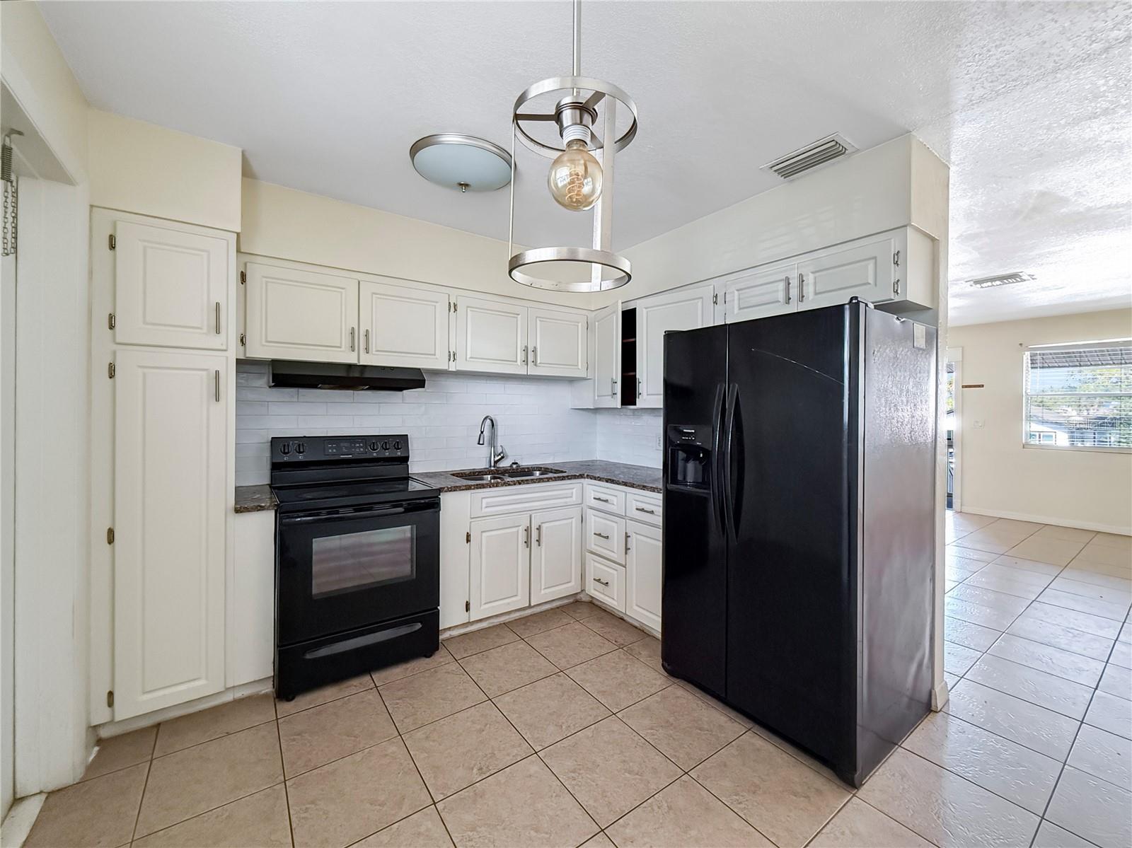 PALM PARK - Residential Income