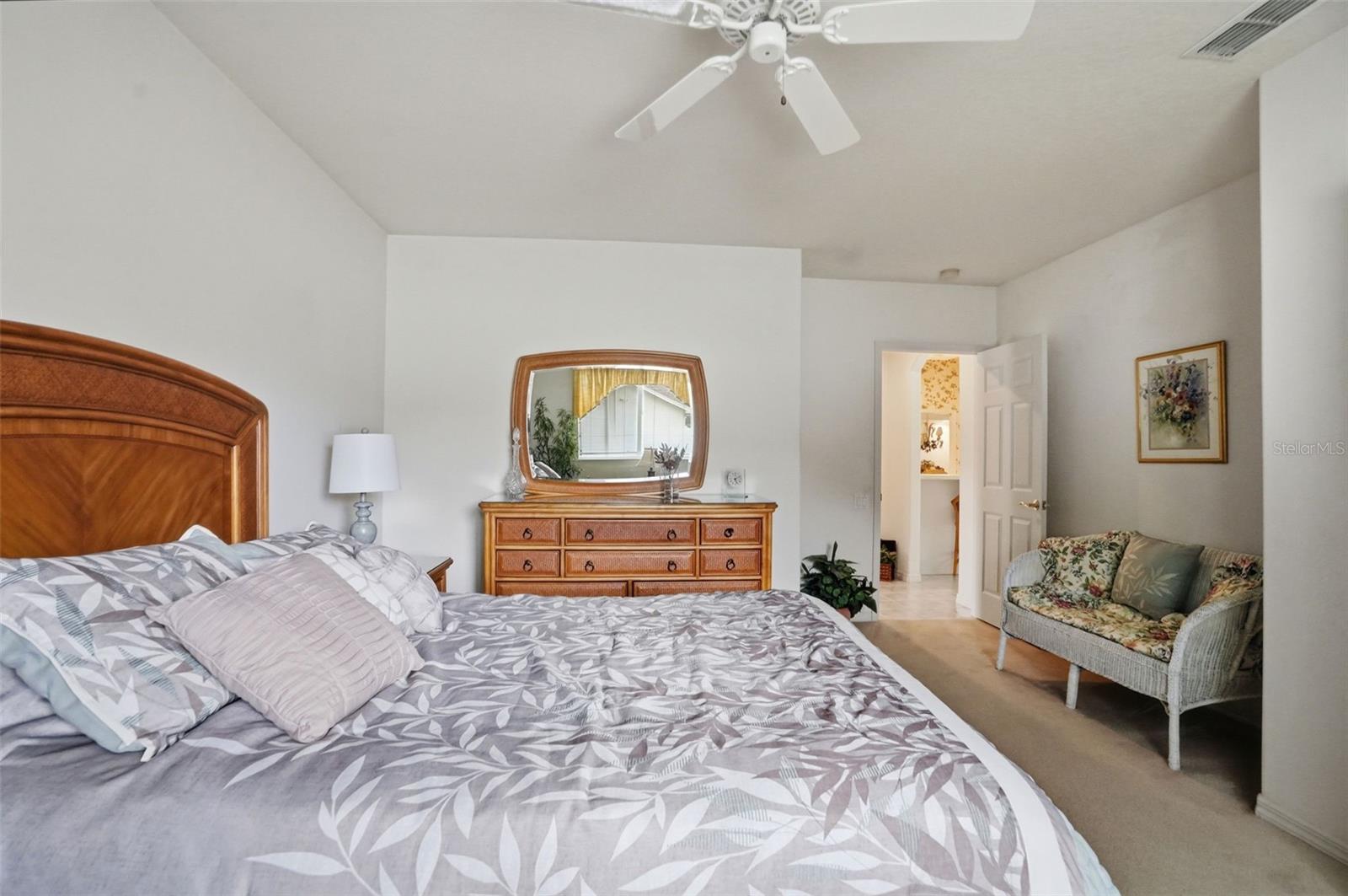 REGENCY OAKS - Residential